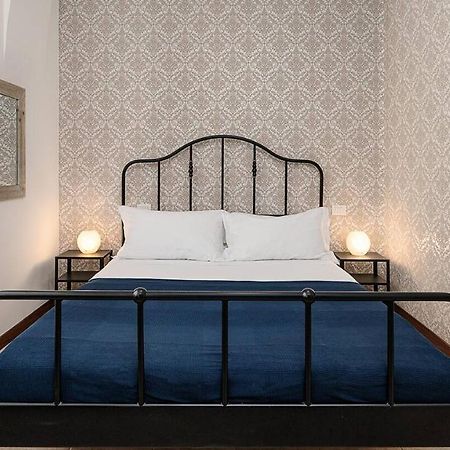 Appartamento Blue City Paradise - Renovated Apt In Center Milano Esterno foto