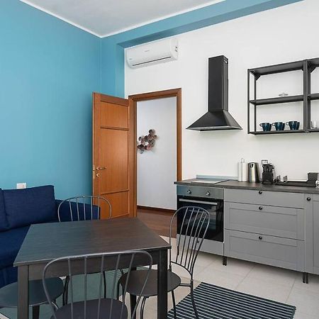 Appartamento Blue City Paradise - Renovated Apt In Center Milano Esterno foto