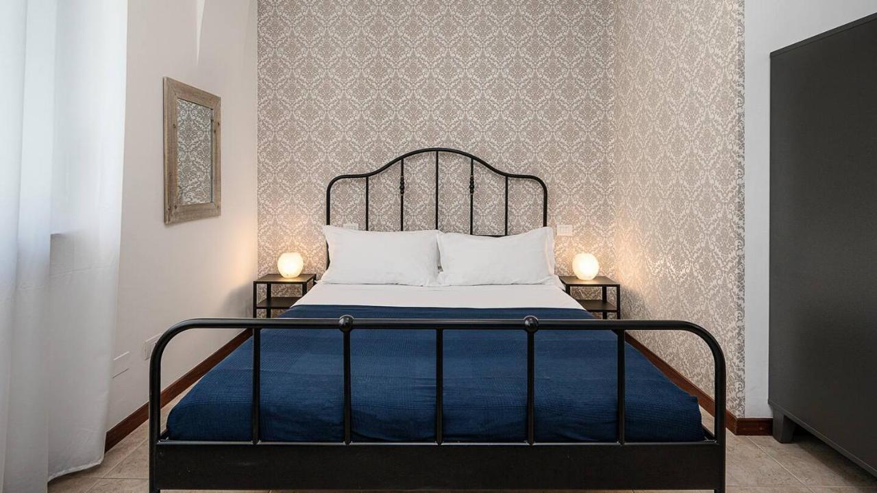 Appartamento Blue City Paradise - Renovated Apt In Center Milano Esterno foto