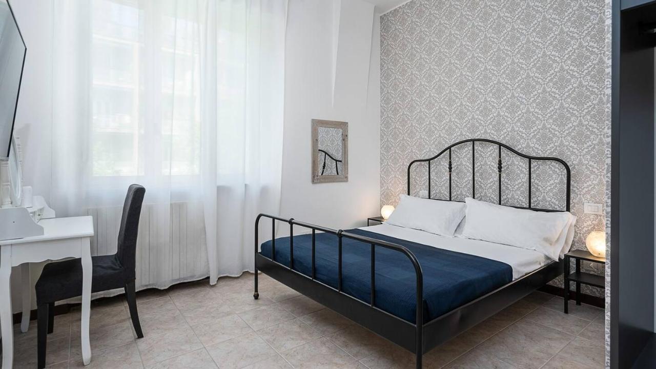 Appartamento Blue City Paradise - Renovated Apt In Center Milano Esterno foto